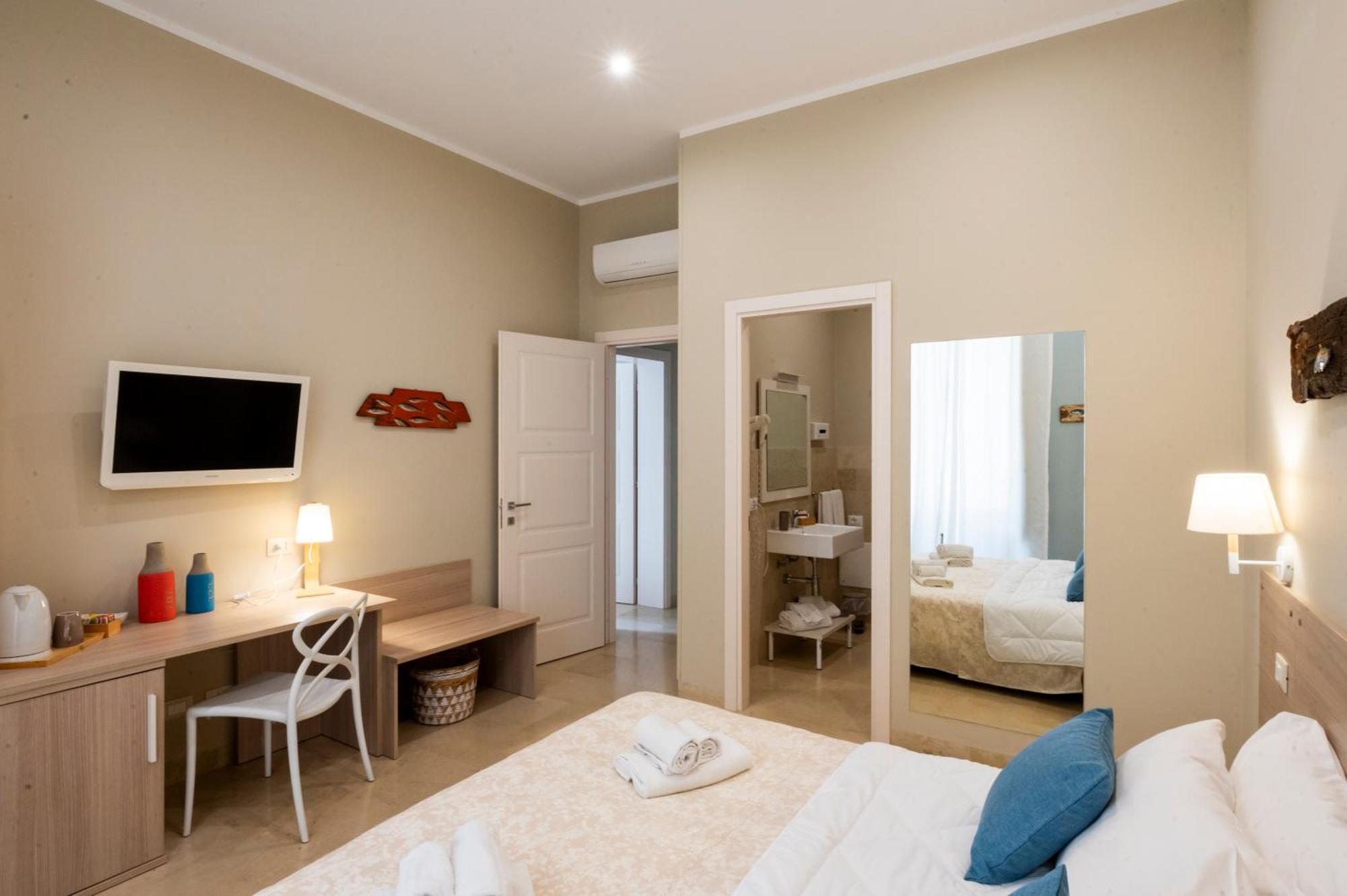 Le Mura - Charme Rooms Trapani Oda fotoğraf