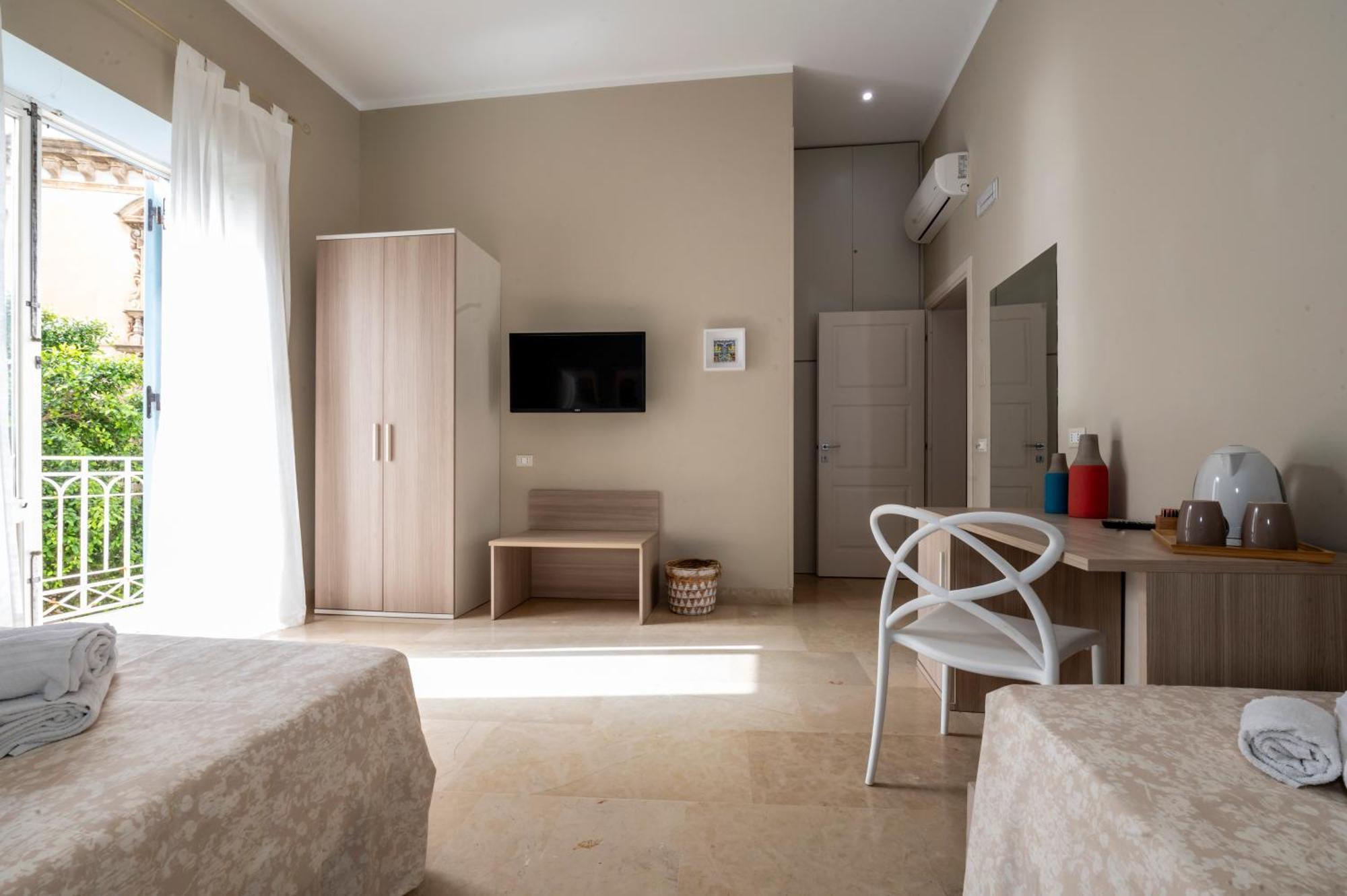 Le Mura - Charme Rooms Trapani Oda fotoğraf